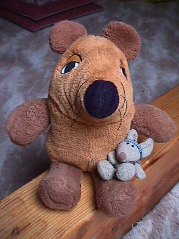 Foto des Tages vom 29.01.2003 Die kleine und die groe Maus, neue Freunde haben sich gefunden