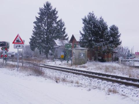 Foto des Tages vom 31.01.2010: Bahnübergang am Krebsbach bei Ihringen, historische Aufnahme 2010